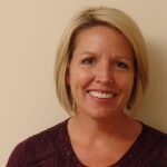 凯莉·哈勒尔，02年转校